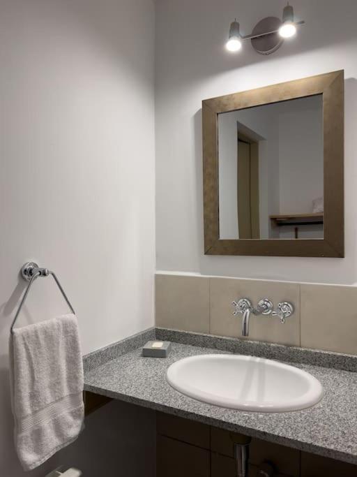 Depto 5 P. Centro De Barilocheアパートメント エクステリア 写真